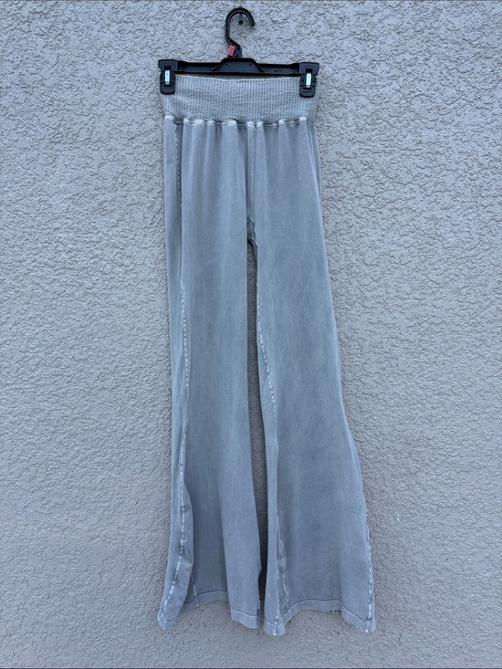 FP Movement by Free People Pants - FP Movement by Free People Light Gray Flared Lounge Leggings